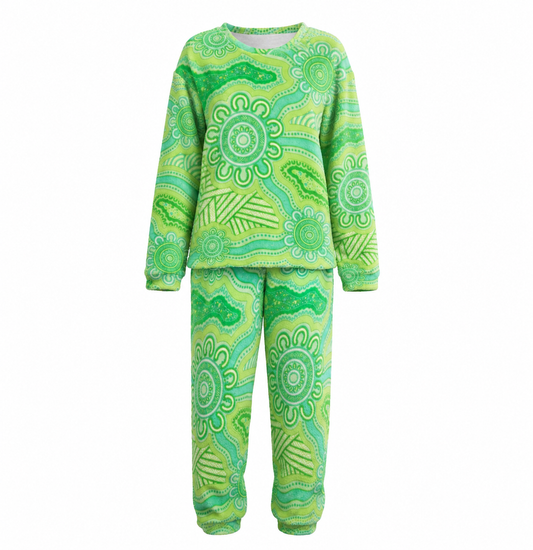 “Tracks Of Country” Women plush Pyjamas